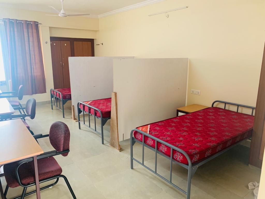 hostel-rooms-with-safety